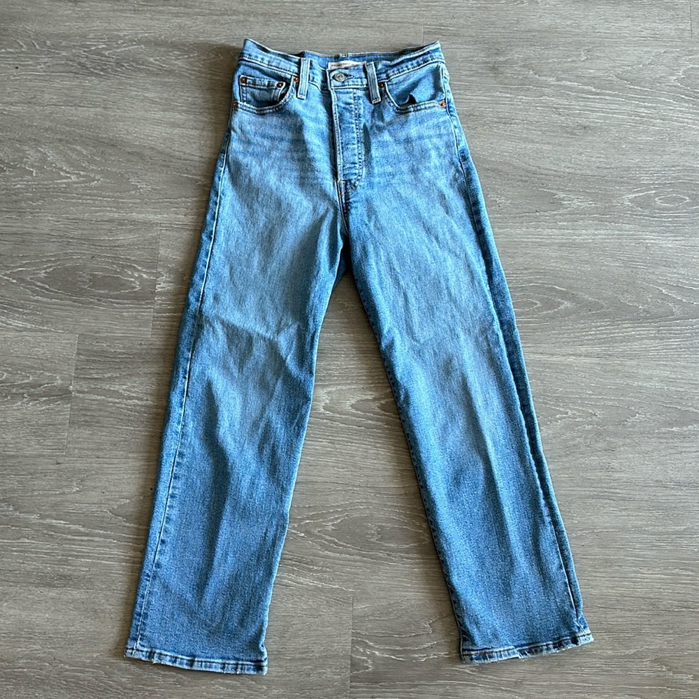 Levis Ribcage Straight Ankle